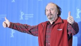 Rip Torn byl pravděpodobně tak opilý, že si myslel, že se dobývá do svého domu.