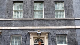 Rishi Sunak v Downing Street.