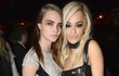 Rita Ora a Cara Delevingne