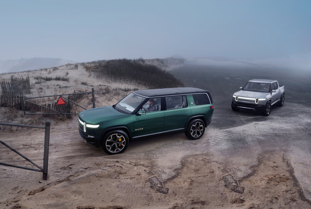 Rivian R1S