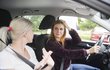 29 % řidičů diskutuje Řidič by měl mít pohodu. Nehádejte s ním, neřešte složité věci.