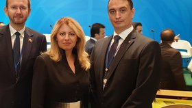 Slovenská prezidentka Zuzana Čaputová s novým partnerem Jurajem Rizmanem (vpravo) na setkání na podporu klimatu