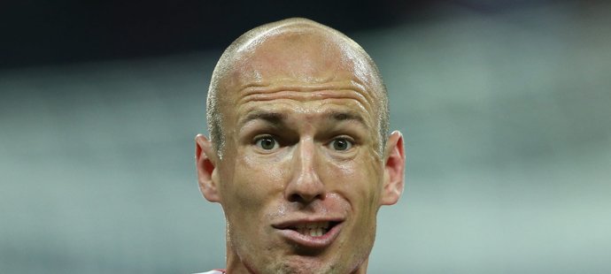 Arjen Robben nejprve dvě velké šance spálil, pak ale přihrál na gól a druhý sám vstřelil. Stal se hrdinou Bayernu.