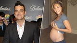 Nadšený Robbie Williams dal na internet fotku těhotné manželky