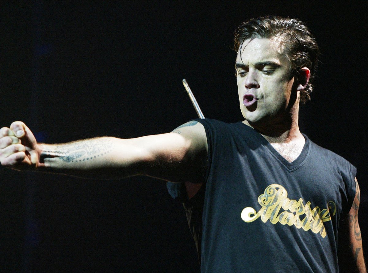 Robbie Williams si píchal testosteron
