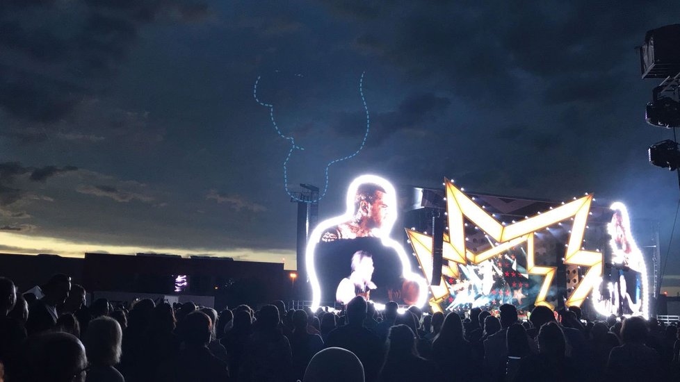 Velkolepý koncert Robbieho Williamse v Letňanech.