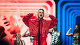 Chci být králem zábavy! Robbie Williams si Prahu podmanil, dojal ji i vtáhl do rodiny