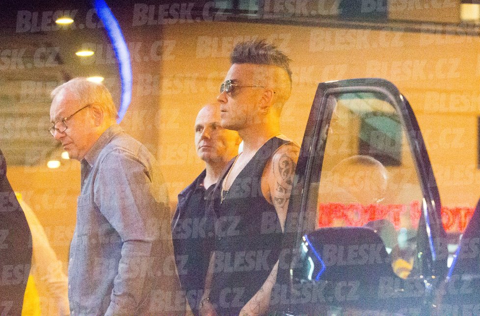 Robbie Williams dorazil do Prahy na ruskou veselku na Žofíně.