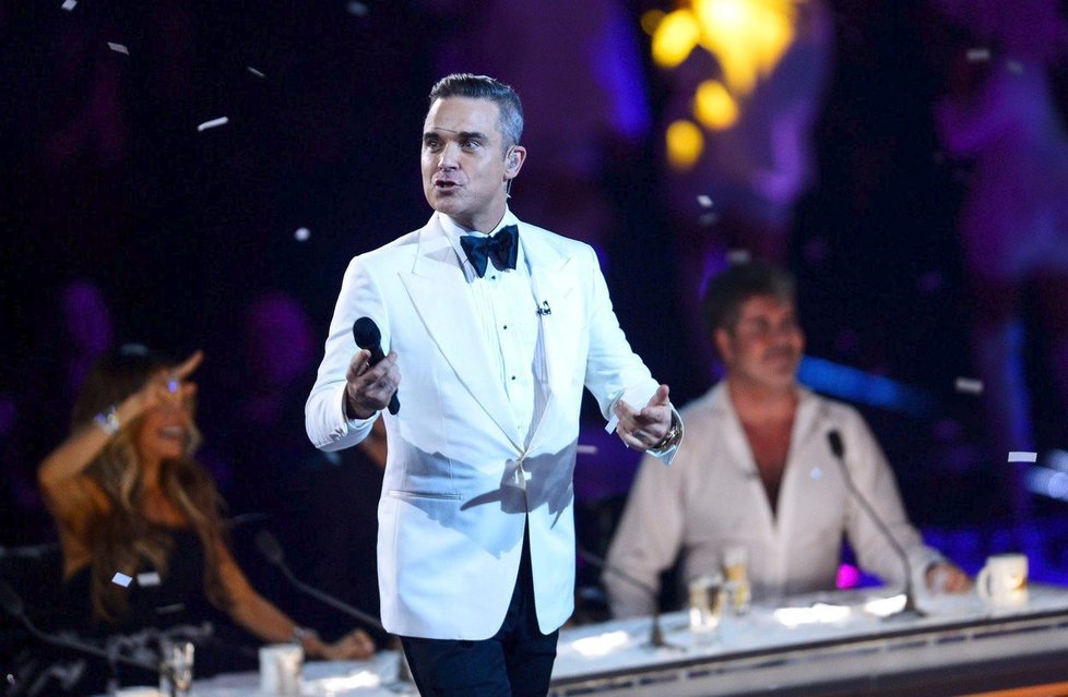 Robbie Williams se vrhl na jeviště