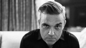 Zodpovědný Robbie Williams v koronavirové karanténě: Neuhodnete, co mu pomohlo!