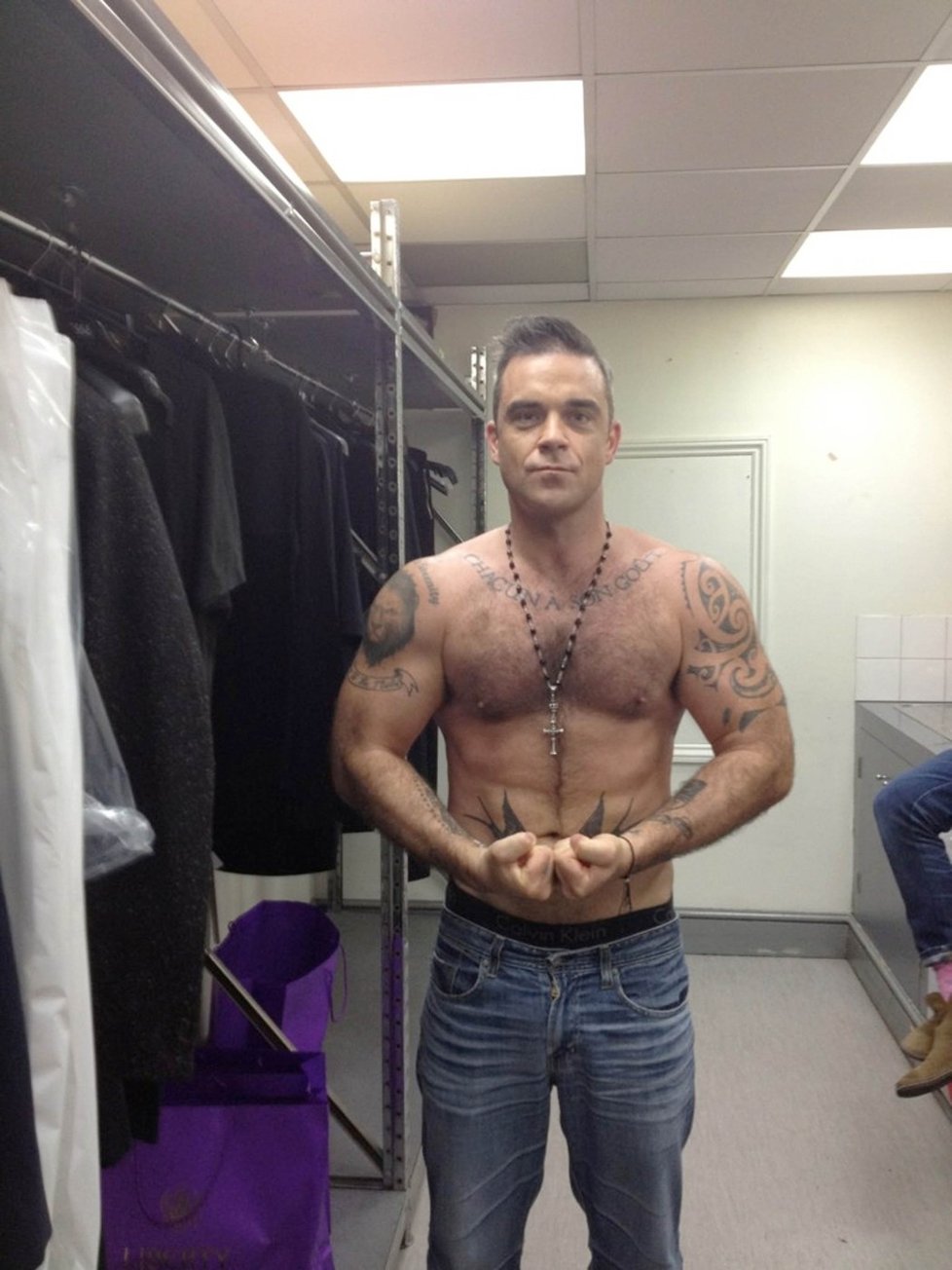 Robbie Williams je svalovec