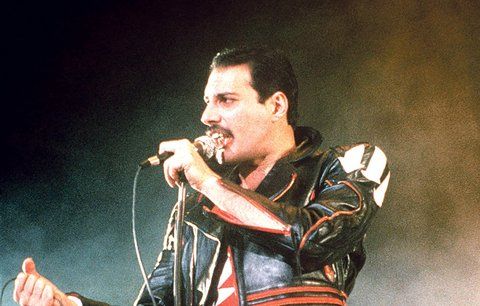 Smutná pravda o konci Freddieho Mercuryho (†45): Přišel o nohu, dobrovolně vysadil léky!