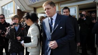 Fico připustil, že Slovensko dobrovolně přijme migranty