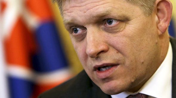 Robert Fico tvrdě o muslimských migrantech: Nedělejme ze sebe idioty, žádné multkulti Slovensko nebude