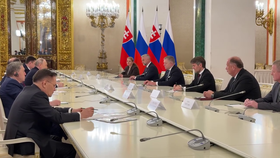 Slovenský premiér Fico prozradil detaily o schůzce s Vladimirem Putinem (9.5.2026)