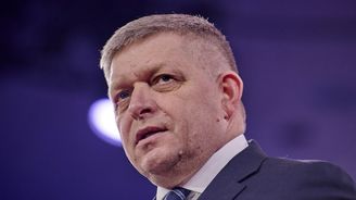 Slovensko podmiňuje pomoc Ukrajině ropou. Fico zastavil nouzové dodávky elektřiny Slovensko podmiňuje pomoc Ukrajině ropou. Fico zastavil nouzové dodávky elektřiny