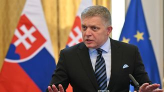 Fico: Slovensko chce do úterý dohodu ohledně ruského plynu, jinak zablokuje protiruské sankce Fico: Slovensko chce do úterý dohodu ohledně ruského plynu, jinak zablokuje protiruské sankce