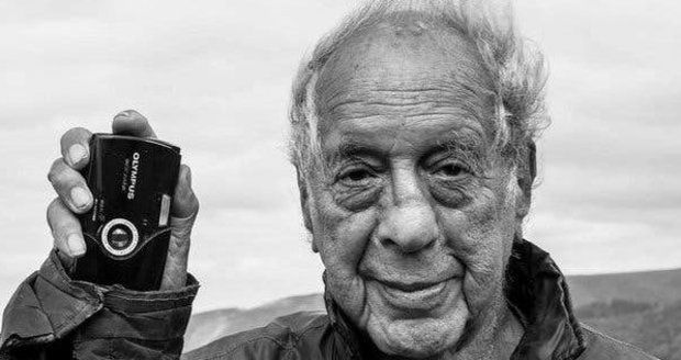 Ve věku 94 let zemřel americký fotograf a dokumentarista Robert Frank.