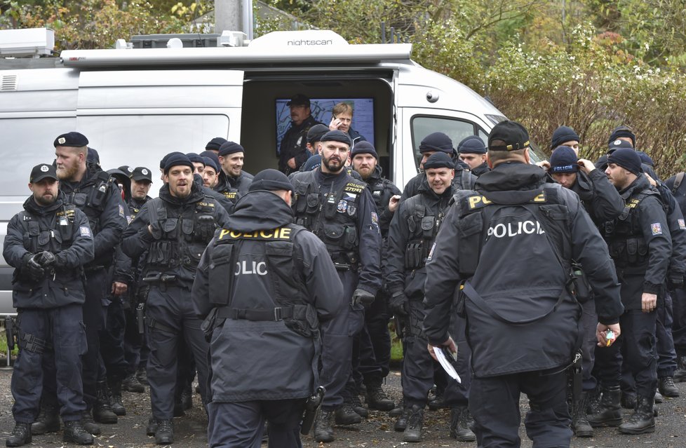 Ztraceného chlapce hledaly desítky policistů i dobrovolníků.