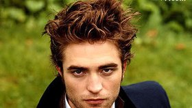 Robert Pattinson upír z Twilightu.