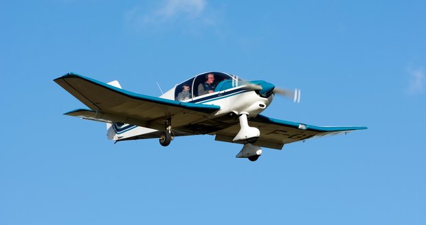 Robin DR400-180