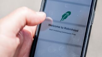 Investiční aplikace Robinhood drtí konkurenci. Má za sebou rekordní měsíc a další investory v zádech