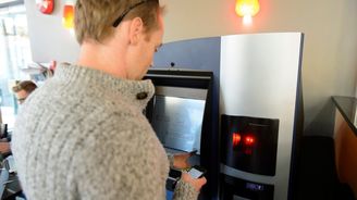Do Prahy míří první Robocoin, automat na bitcoiny