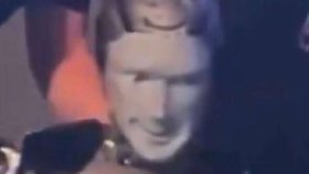 V Moskvě představili prvního AI robota jménem Aidol.