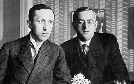 Karel a Josef Čapkovi, spisovatel i malíř světového věhlasu.