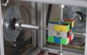 Robotický machr na Rubikovu kostku