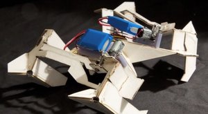 Samoskládací robot: Lidstvo je mu k ničemu