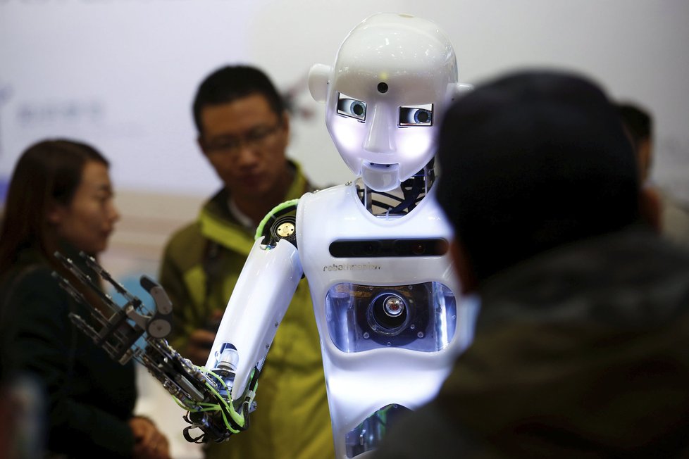 Podstatná část zaměstnání je ohrožena robotizací.