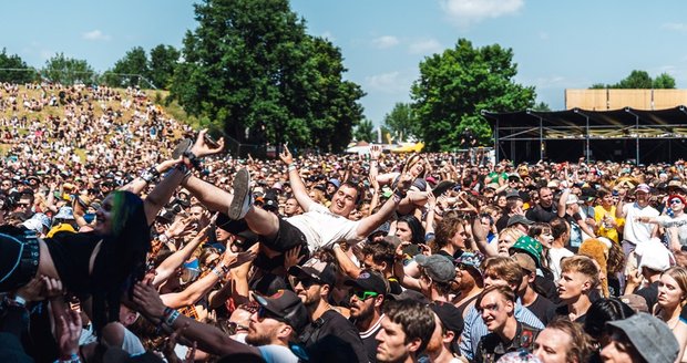 Rock for People odtajňuje doprovodný program: Těšte se na Orchestr Ježkovy stopy nebo Překvapení ČT s Danielem Stachem. Na návštěvníky čekají i novinky v areálu Rock For People