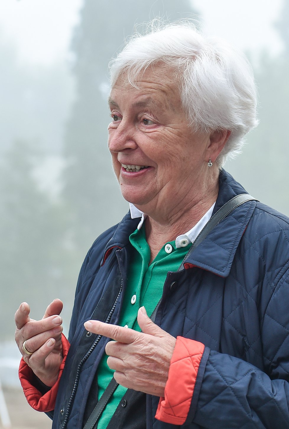 Dědička šlechtické rodiny Walderode Johanna Kammerlanderová přichází k jednání u Okresního soudu v Semilech.