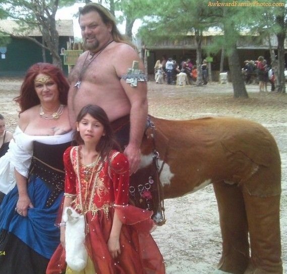 Taťka chtěl být vždy kentaurem.