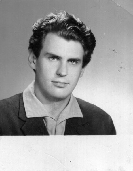 Foto do občanky: Miloš Zeman na archivním snímku