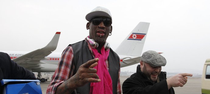 Dennis Rodman přiletěl se svým týmem k exhibici do Pchjongjangu