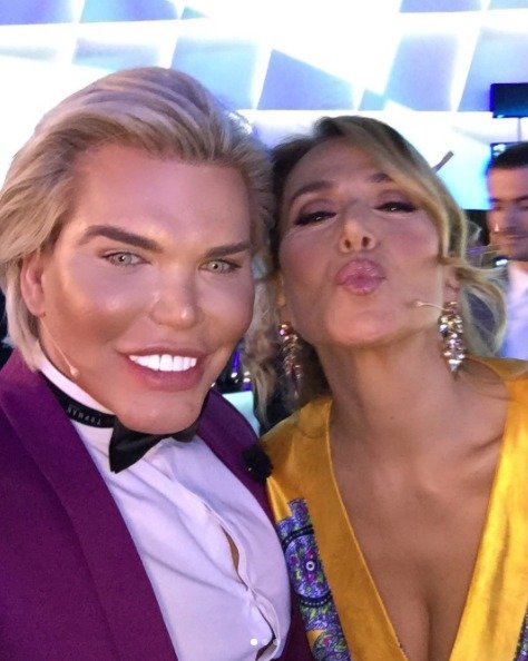 Rodrigo Alves s italskou moderátorkou Barbarou D&#39;Urso