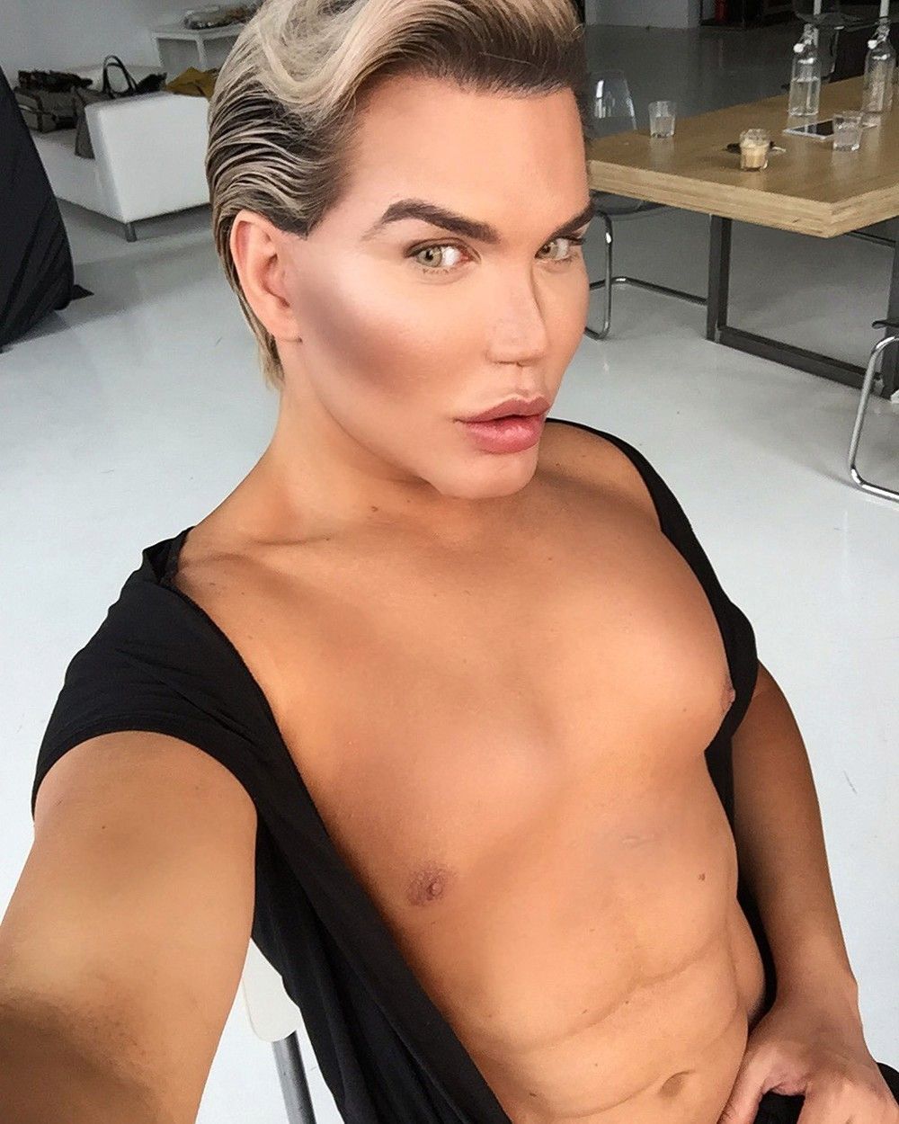 Rodrigo Alves nafotil sexy fotky.