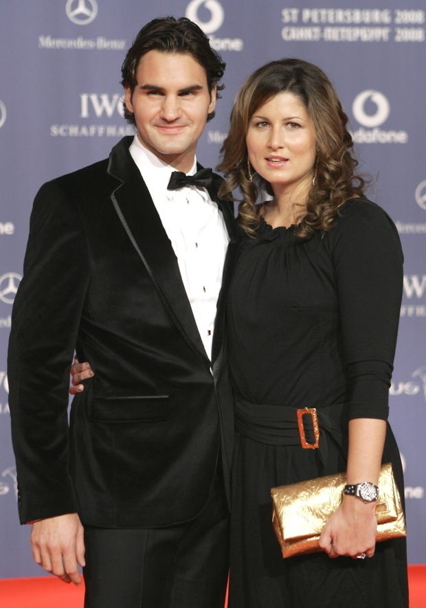 Na snímke. z 18. februára 2008 švajčiarsky tenista Roger Federer s priateľkou Monikou Vavrinecovou prichádzajú na udeľovanie športových cien Laureus World Sports Awards v Petrohrade. Na snímke. z 18. februára 2008 švajčiarsky tenista Roger Federer s priateľkou Monikou Vavrinecovou prichádzajú na udeľovanie športových cien Laureus World Sports Awards v Petrohrade.