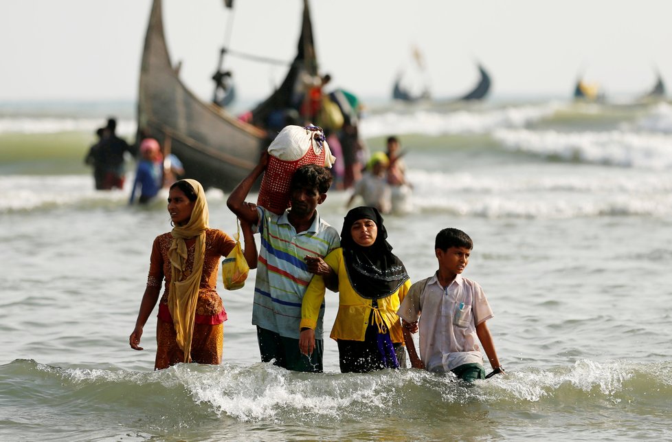 Rohingyjští uprchlíci prchají ze země.