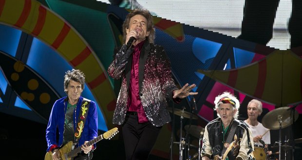 Rolling Stones alias Stouni to na pódiu umí pořádně rozbalit.