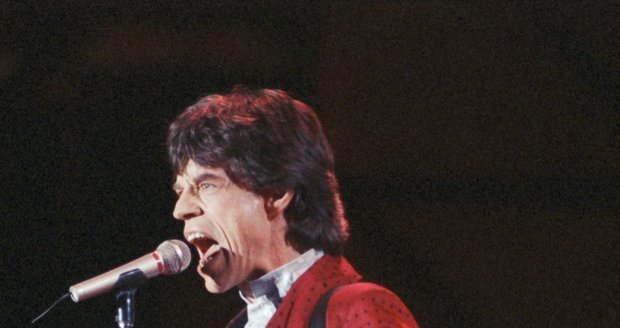 Mick Jagger na koncertě Rolling Stones v Praze, 1990