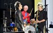 Rolling Stones koncertovali na letišti v pražských Letňanech. Rolling Stones koncertovali na letišti v pražských Letňanech.