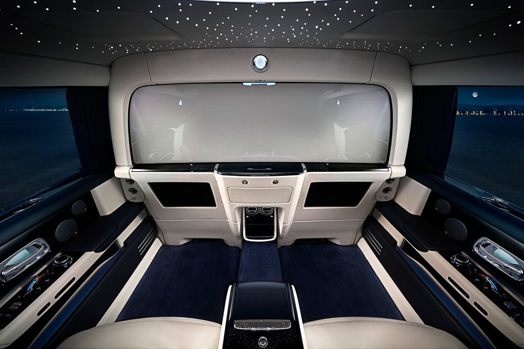 Rolls-Royce Phantom Privacy Suite