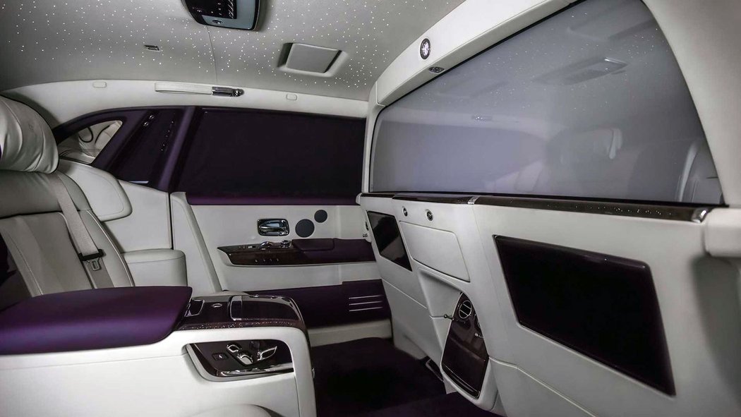 Rolls-Royce Phantom Privacy Suite