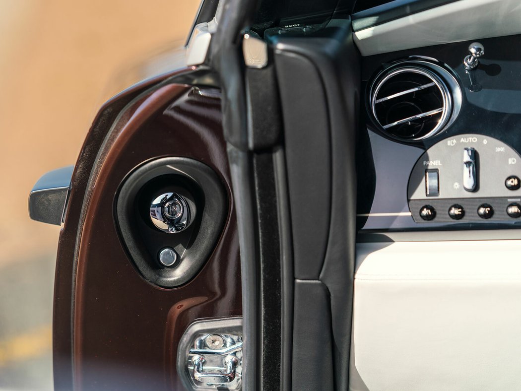 Rolls-Royce &#39;Silver Spectre&#39; Shooting Brake by Niels van Roij Design and Carat Duchatelet (2015)