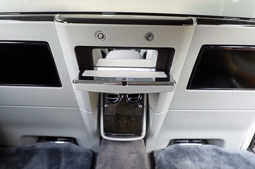 Rolls-Royce Phantom Extended Wheelbase