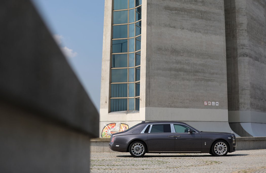 Rolls-Royce Phantom Extended Wheelbase