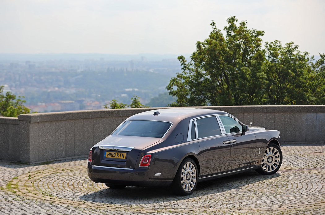 Rolls-Royce Phantom Extended Wheelbase